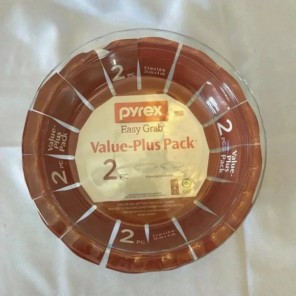 NWT Pyrex 2 Pack 9.5 inch Clear Fluted Edge Oven Safe Bakeware Pie Plates - Picture 3 of 6